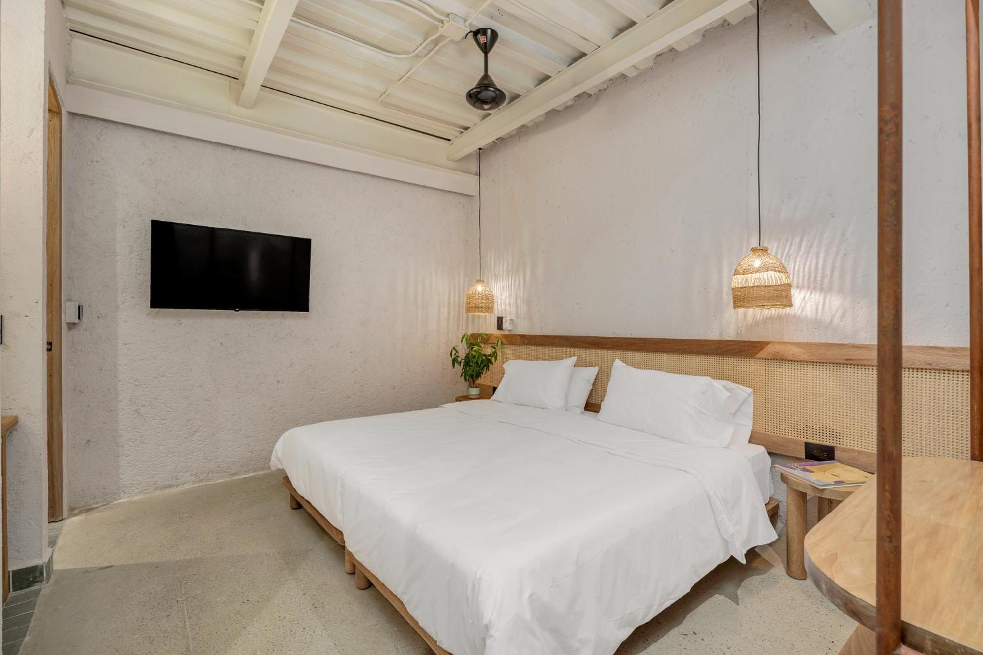 Botanica Casa Hotel Manila By Housy Host Medellin Exterior photo